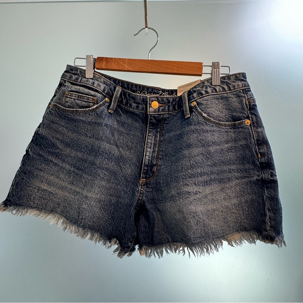 Universal Thread | Cut Off Shorts | High Rise | 12 | Medium Wash